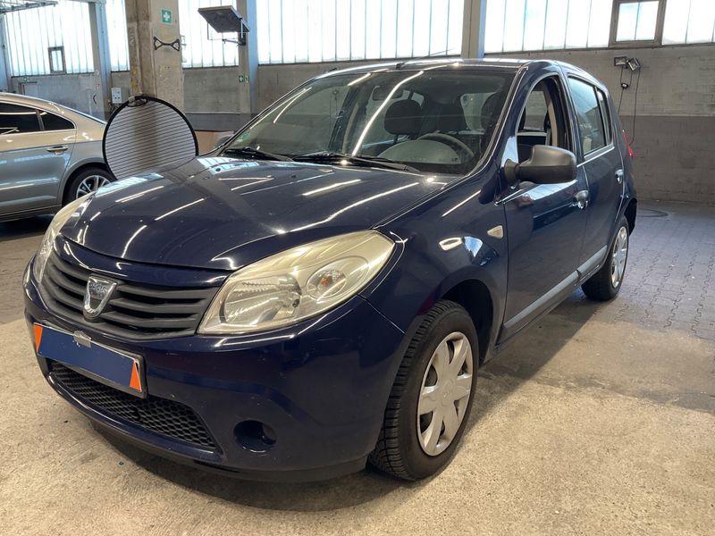 Dacia Sandero 1.2 LIVE II 2012 – снимка 1