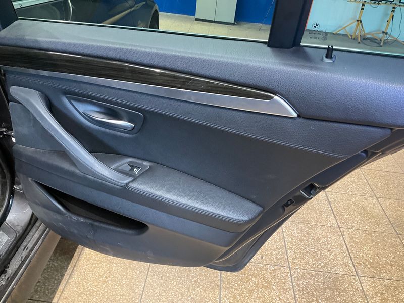 BMW 5er 530d xDrive 2017 – снимка 29