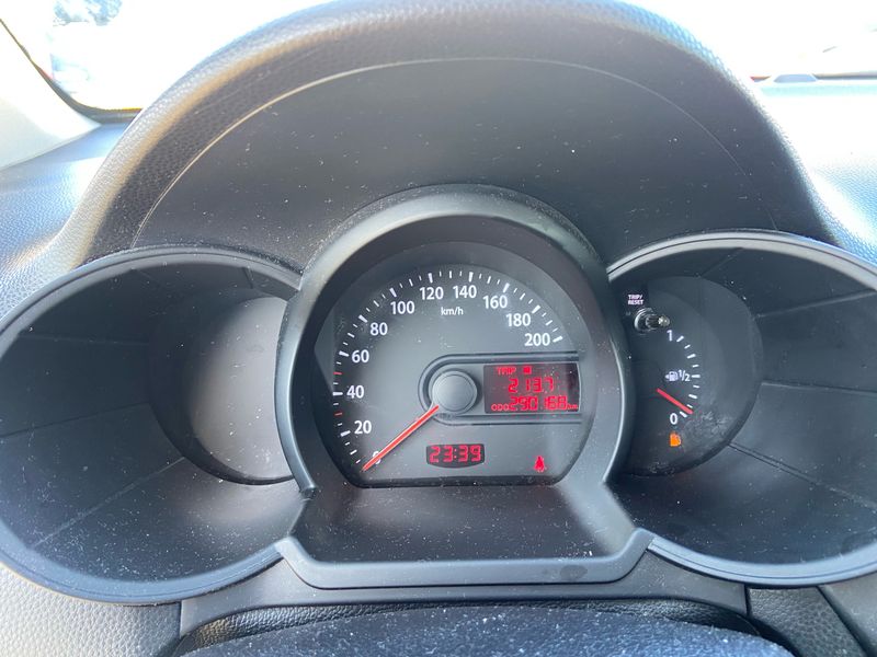 Kia Picanto 1.0 Vision — zdjęcie 12