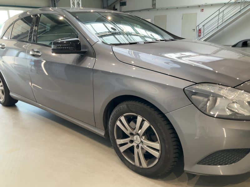 Mercedes-Benz A-Klasse A 180 BlueEfficiency Urban 2012 – снимка 12