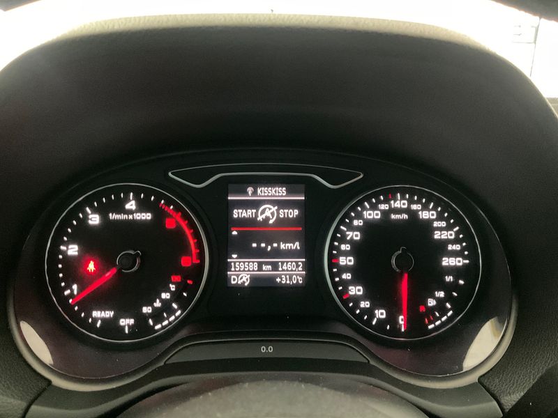 Audi Q2 1.6 TDI S line Edition — zdjęcie 13