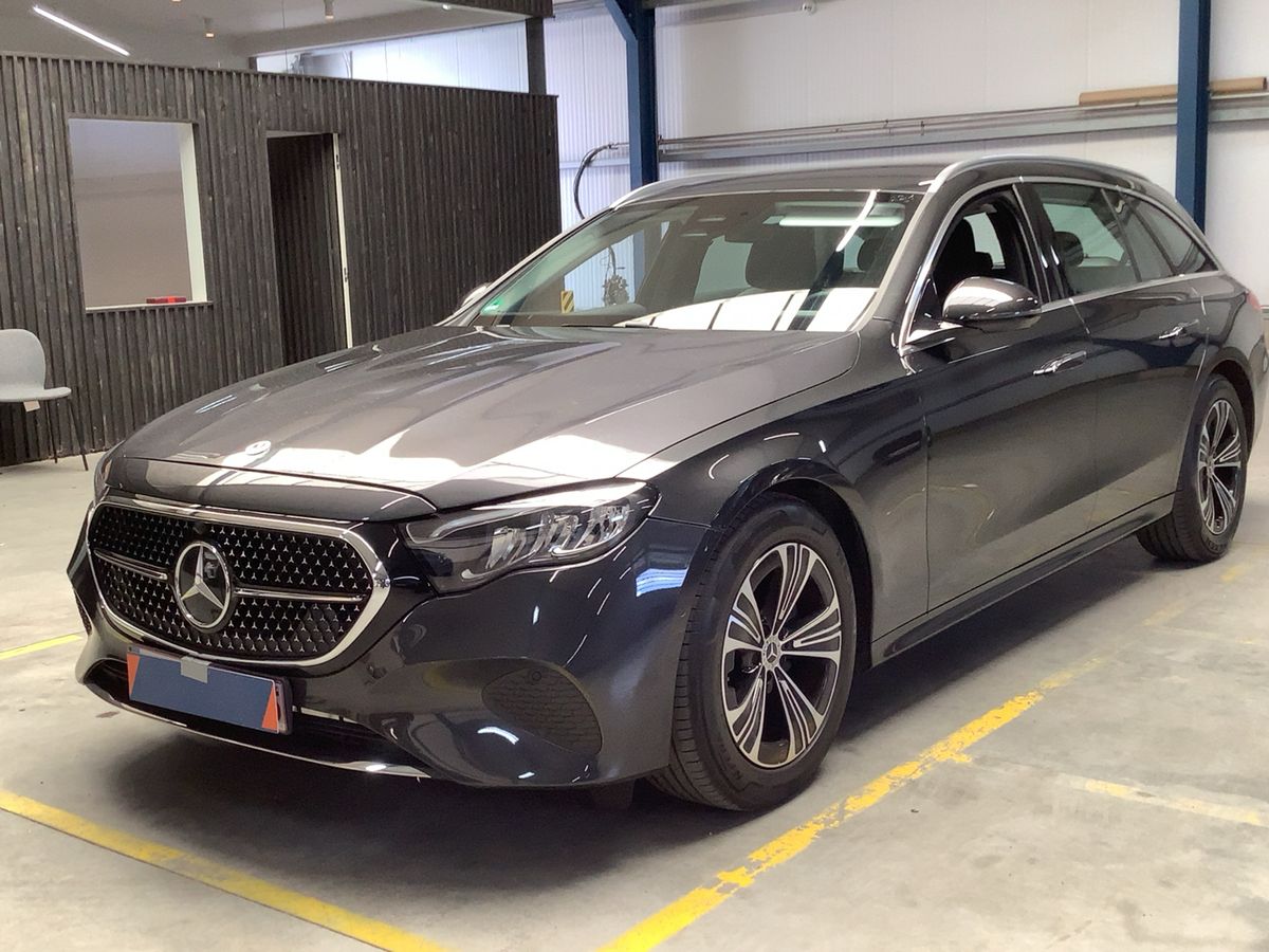 Mercedes-Benz E-Klasse 2025 — photo 1