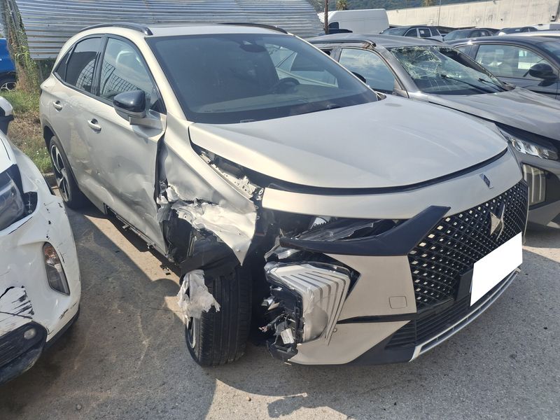 DS Automobiles DS7 1.5 Blue-HDi Performance Line + — zdjęcie 6