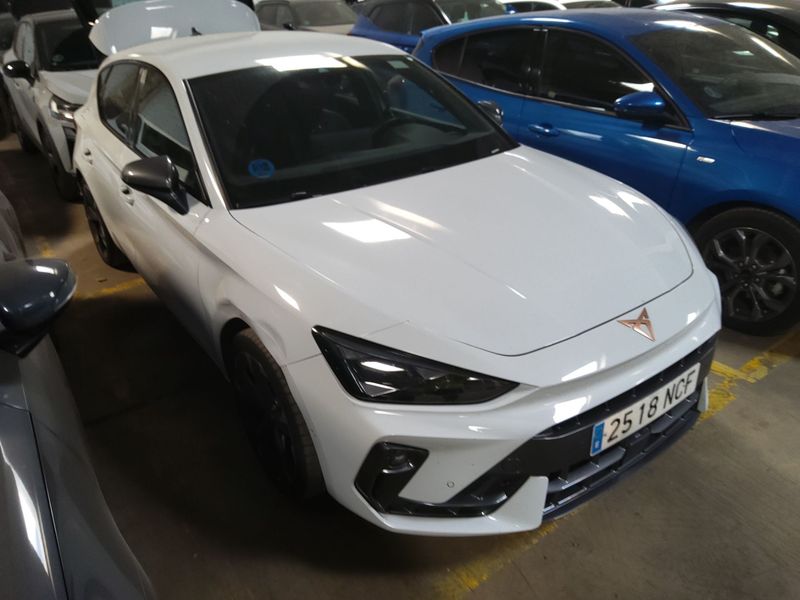 Cupra Leon 1.5 e-HYBRID — zdjęcie 8