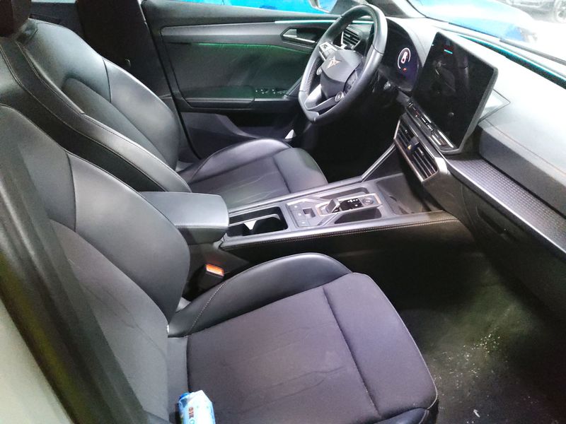 Cupra Leon 1.5 e-HYBRID — zdjęcie 9