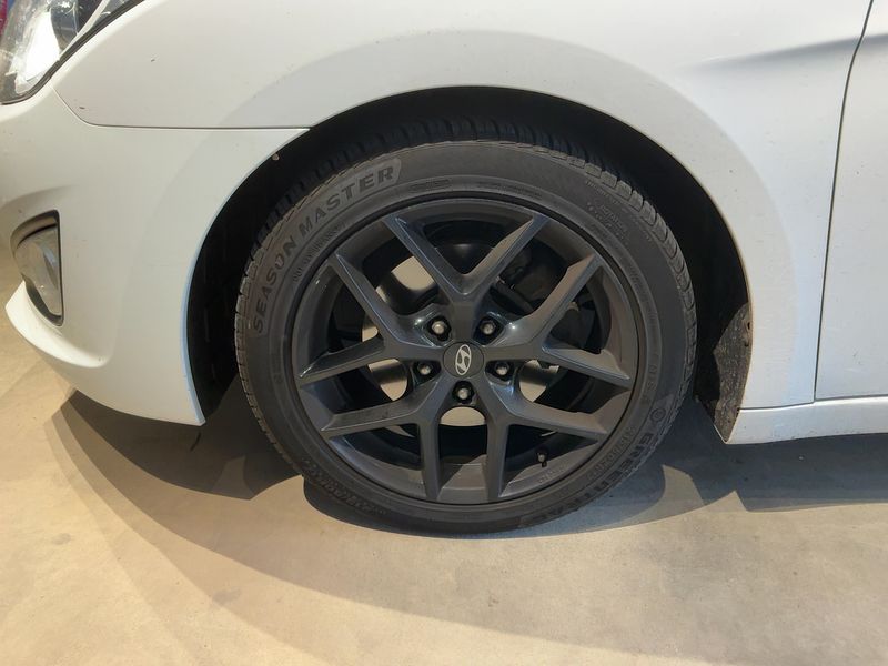 Hyundai i40 1.6 FIFA World Cup Edition 2015 – снимка 3