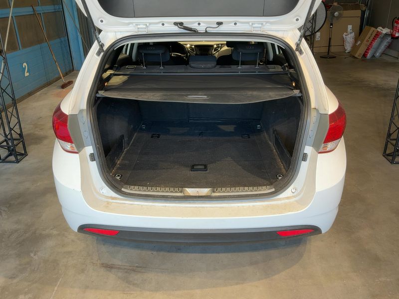 Hyundai i40 1.6 FIFA World Cup Edition — zdjęcie 10