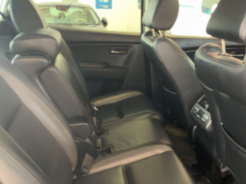 Mazda CX-9 3.7 V6 Luxury — zdjęcie 14