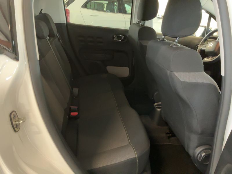 Citroen C3 1.2 PureTech Shine 2023 – снимка 19