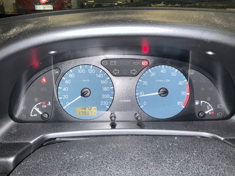 Citroen Xsara 1.4 — zdjęcie 13