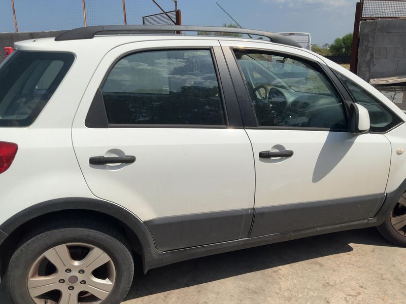 Fiat Sedici 2.0 JTDM Multijet Dynamic 4x4 — zdjęcie 7