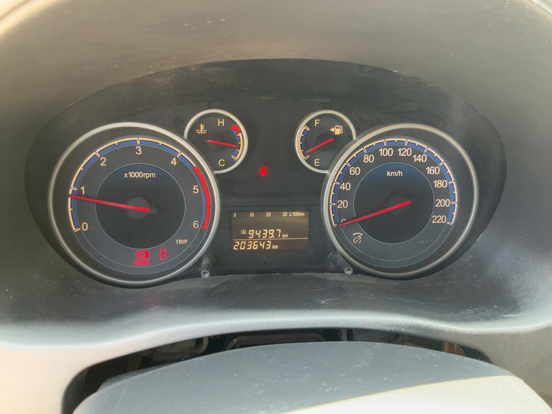 Fiat Sedici 2.0 JTDM Multijet Dynamic 4x4 — zdjęcie 13