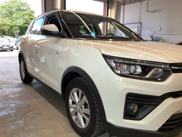 Ssangyong Tivoli 1.5 T-GDI Quartz 4x2 — zdjęcie 8