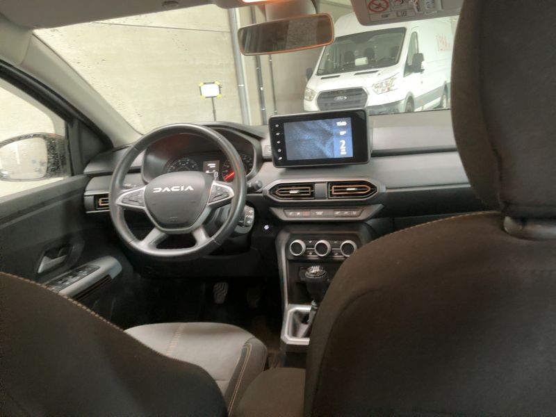 Dacia Jogger 1.0 TCe LPG Extreme — zdjęcie 12