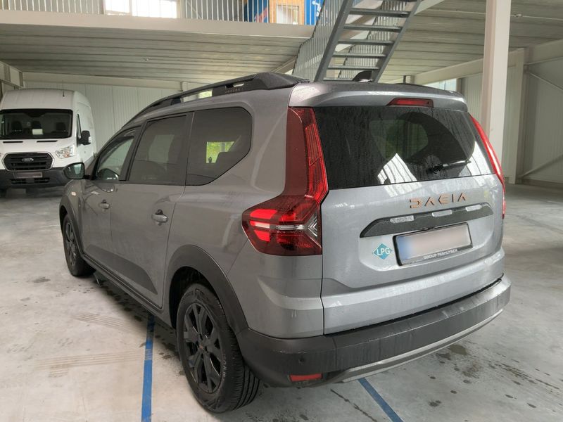 Dacia Jogger 1.0 TCe LPG Extreme — zdjęcie 3