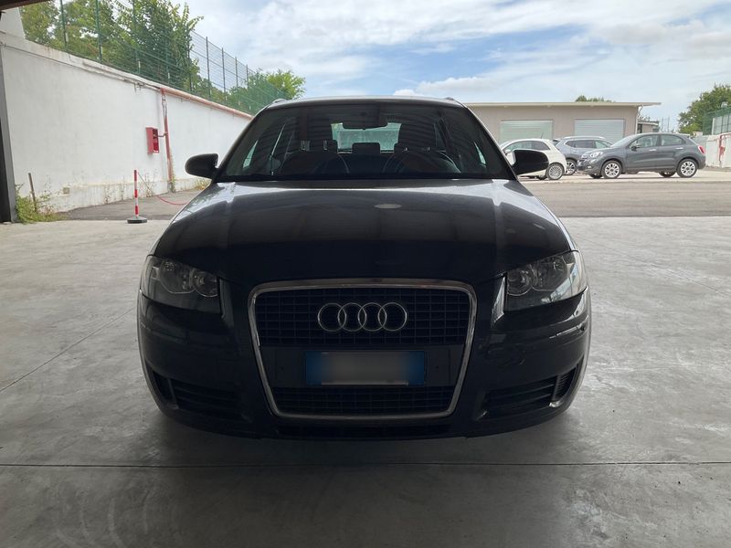 Audi A3 Sportback 1.9 TDI Attraction — zdjęcie 9