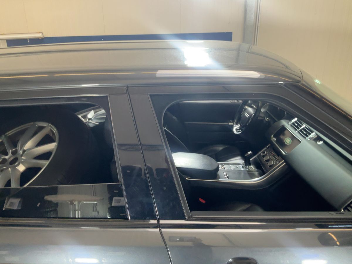 Land Rover 2017 — photo 14