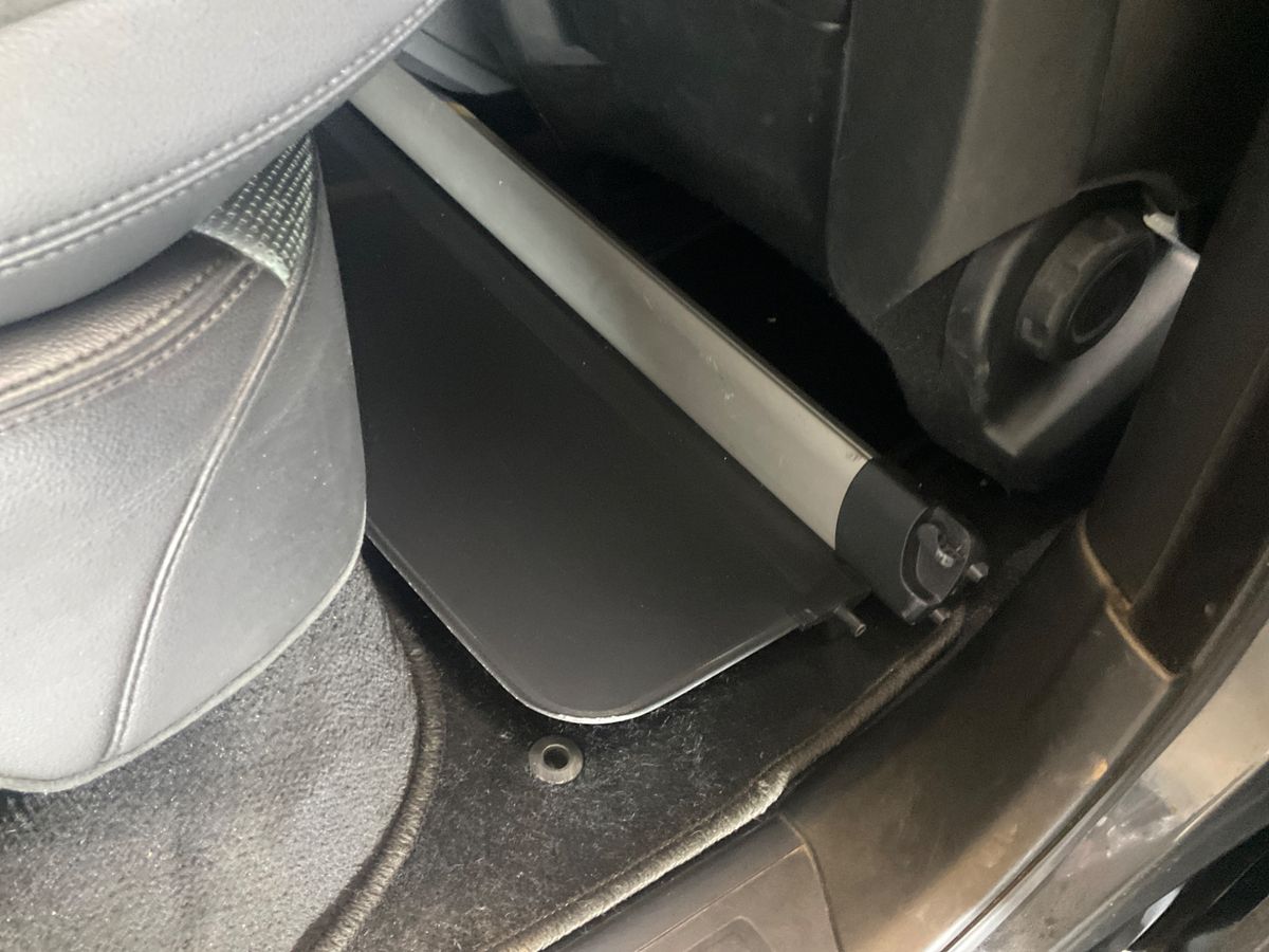 Land Rover 2017 — photo 40