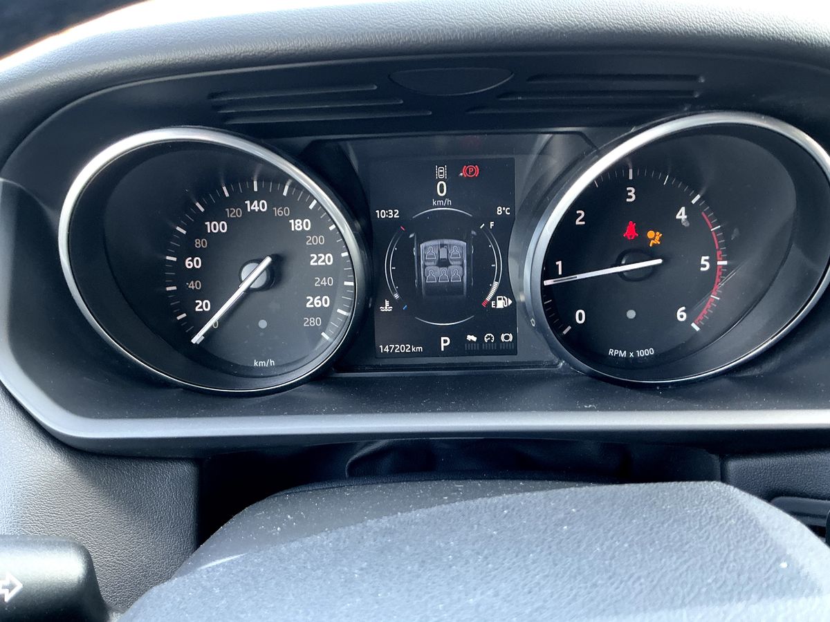 Land Rover 2017 — photo 36