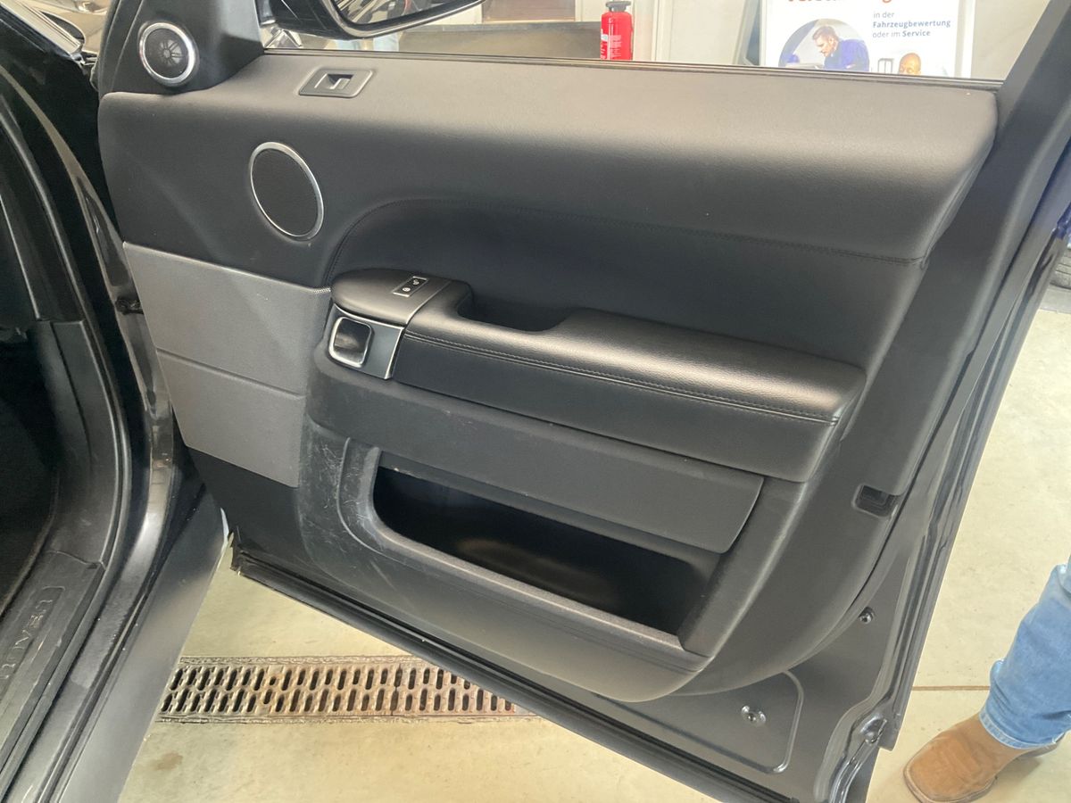 Land Rover 2017 — photo 34