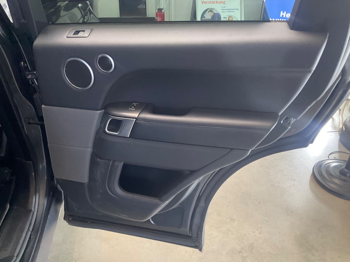 Land Rover 2017 — photo 33