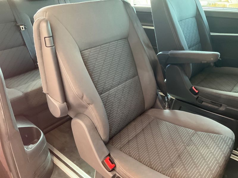 Volkswagen T5 Multivan 2.0 TDI Comfortline 4Motion 2014 – снимка 32
