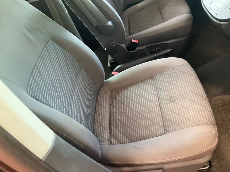 Volkswagen T5 Multivan 2.0 TDI Comfortline 4Motion 2014 – снимка 31