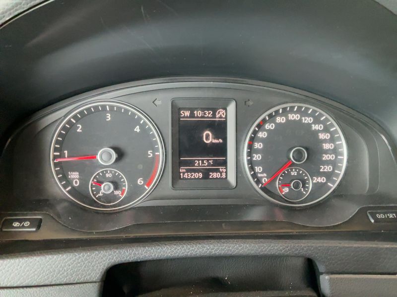 Volkswagen T5 Multivan 2.0 TDI Comfortline 4Motion 2014 – снимка 18