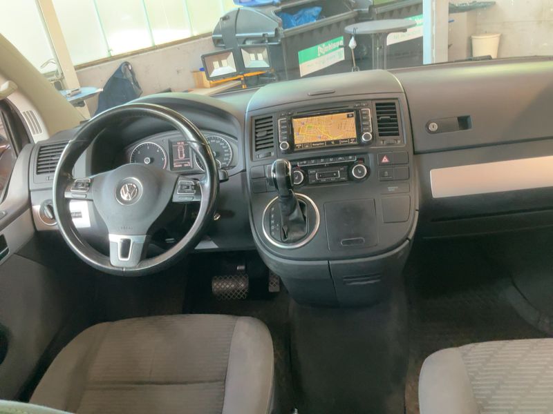 Volkswagen T5 Multivan 2.0 TDI Comfortline 4Motion 2014 – снимка 17