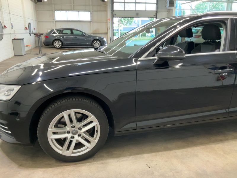 Audi A4 2.0 TDI Sport 2017 – снимка 2