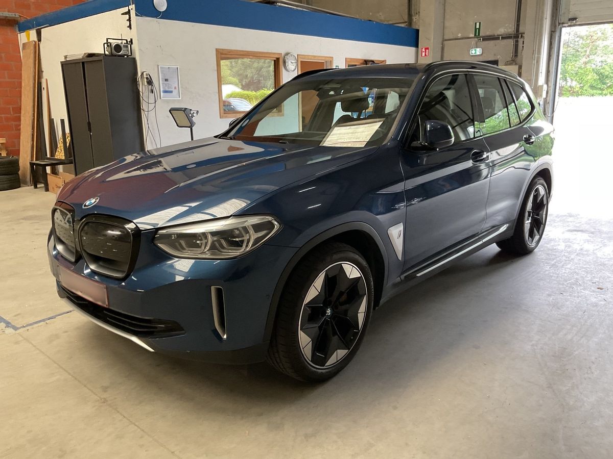 BMW iX3 2021