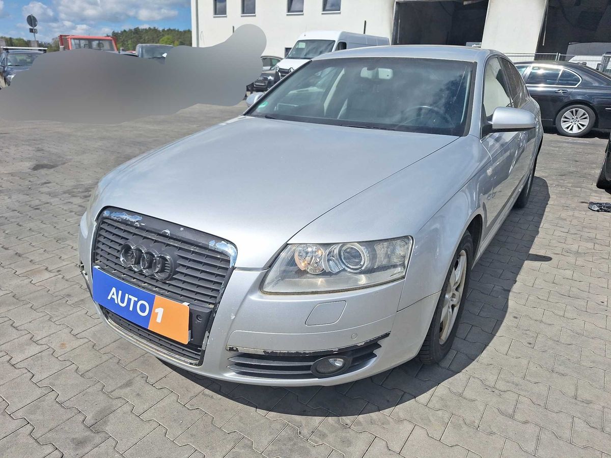 Audi A6 2004 — photo 1