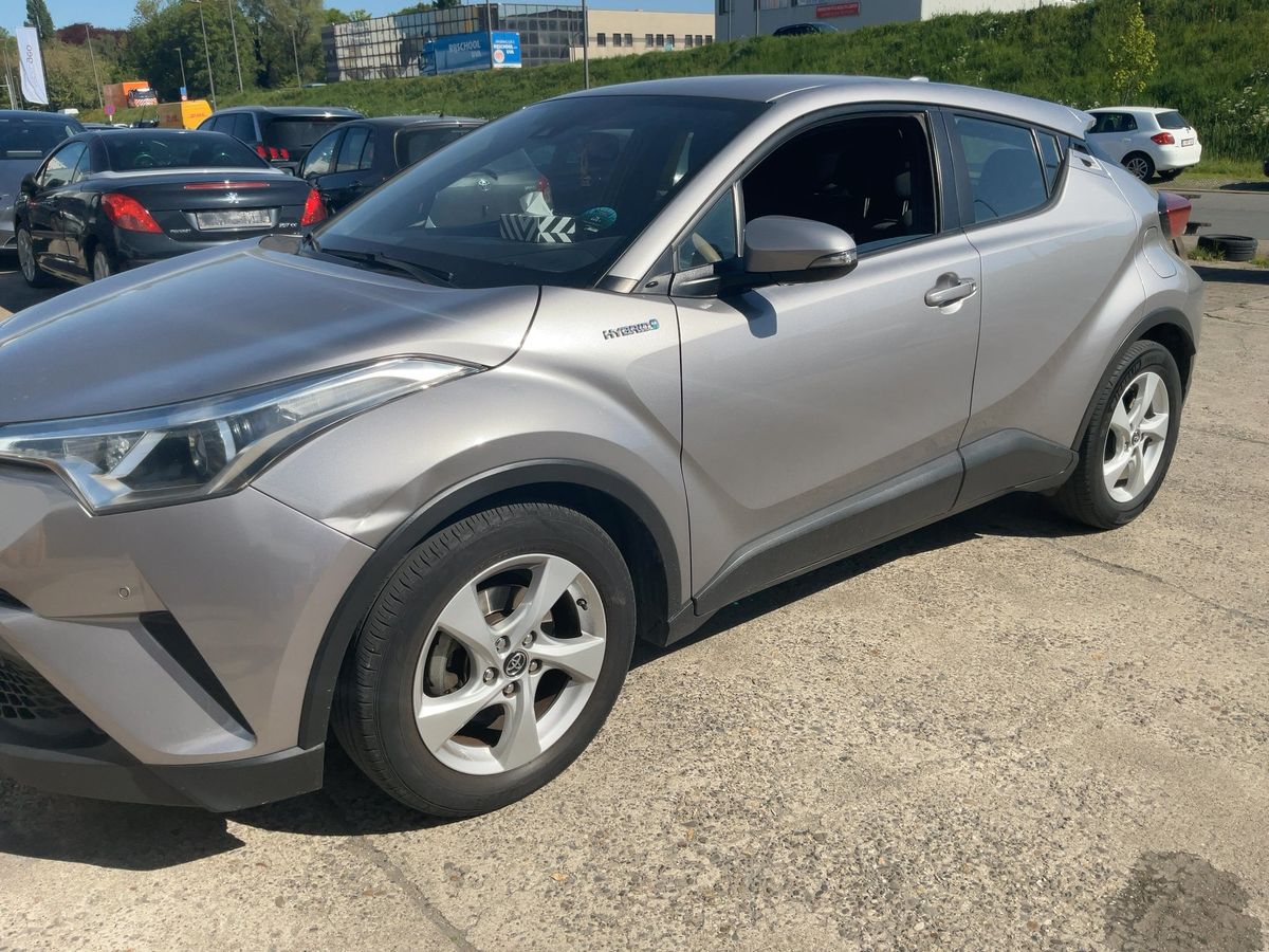 Toyota C-HR d'occasion