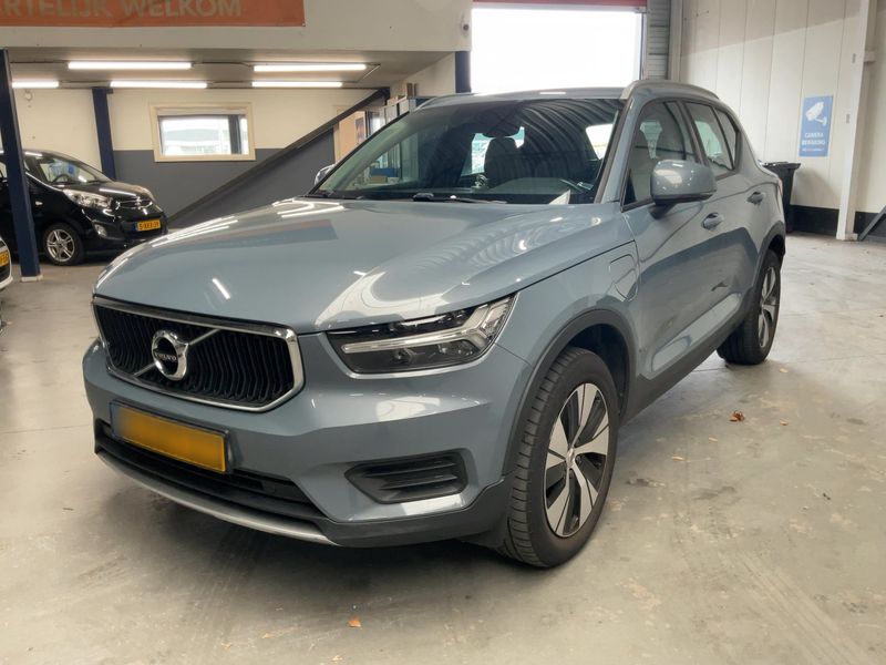 Volvo XC40 1.5 T5 Plug-in Hybrid Momentum 2WD