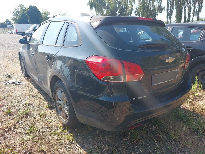 Chevrolet Cruze 1.7 Diesel LT+ — zdjęcie 3