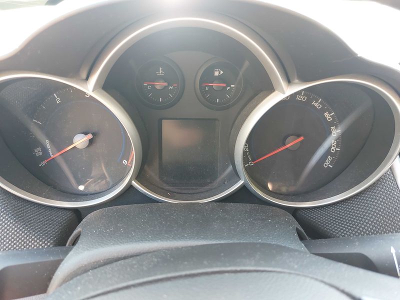 Chevrolet Cruze 1.7 Diesel LT+ — zdjęcie 11