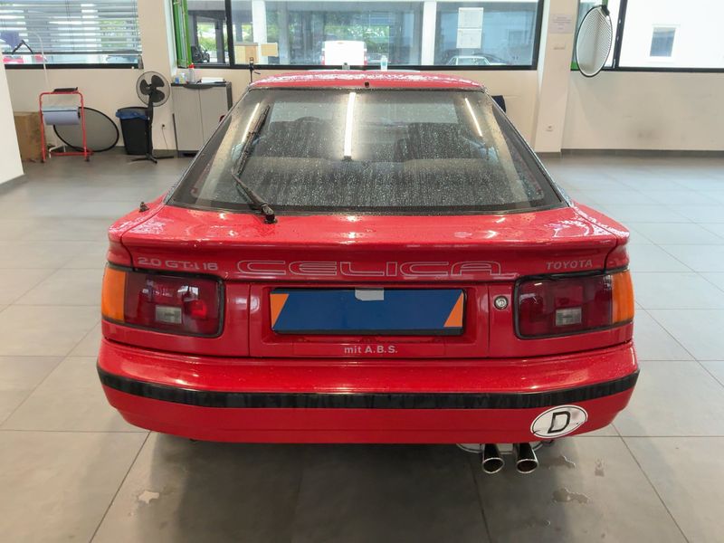 Toyota Celica 2.0 GT — zdjęcie 5
