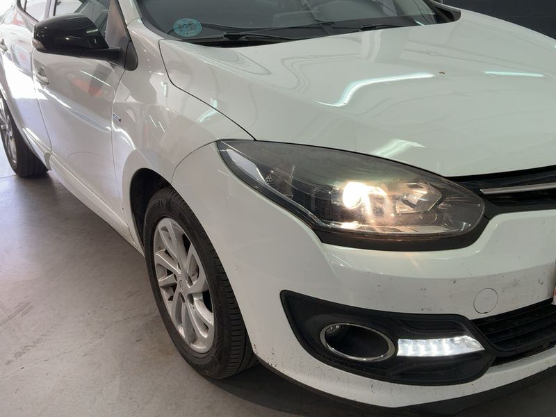 Renault Megane 1.2 Limited 2015 – снимка 12