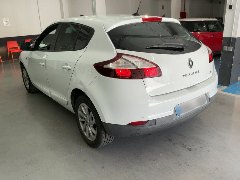 Renault Megane 1.2 Limited 2015 – снимка 6