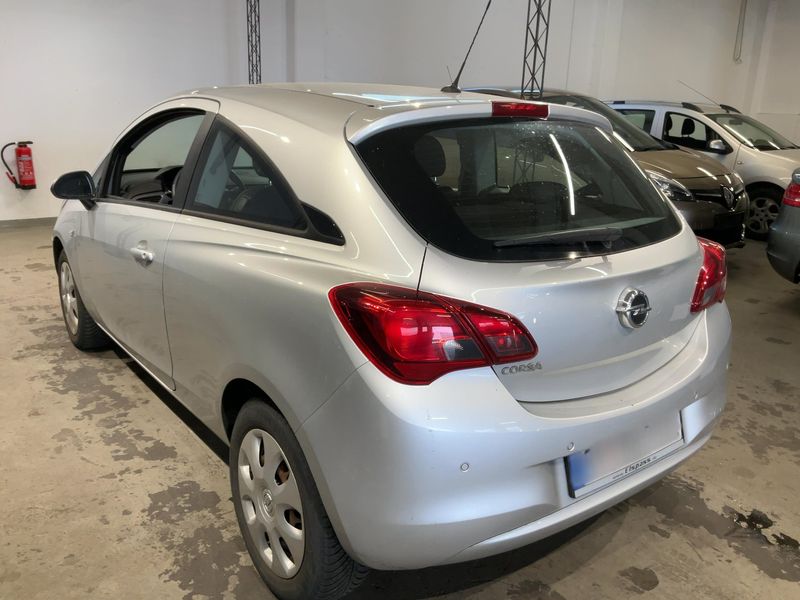 Opel Corsa 1.2 Edition — zdjęcie 3