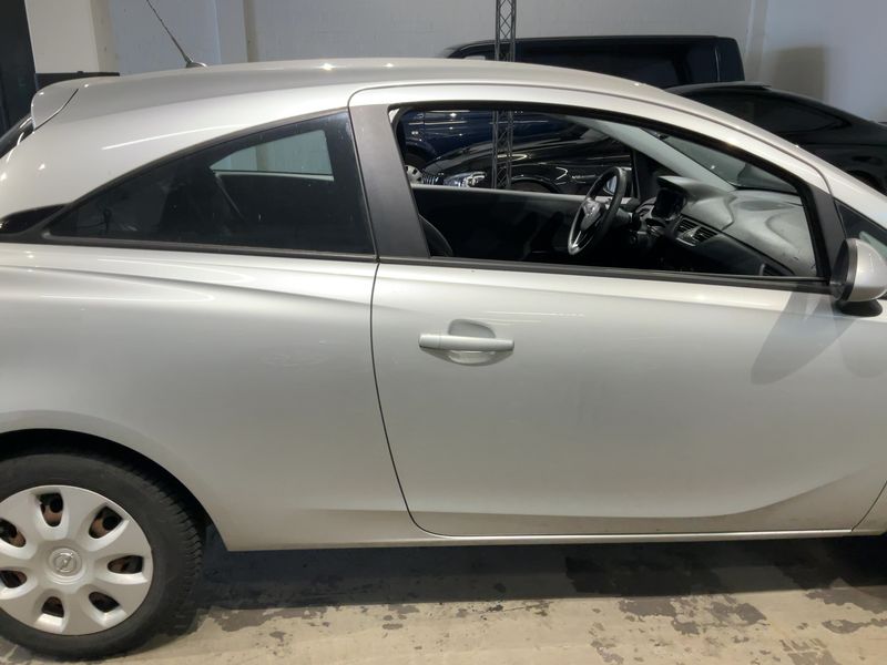 Opel Corsa 1.2 Edition — zdjęcie 7