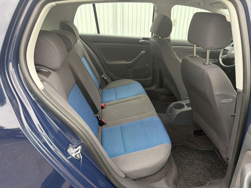 Volkswagen Golf V 1.4 Trendline — zdjęcie 14