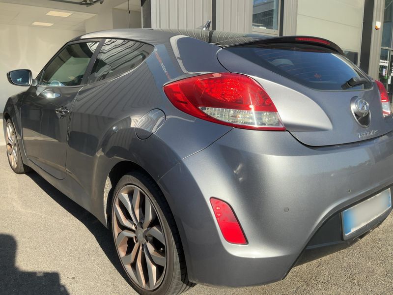 Hyundai Veloster 1.6 Turbo — zdjęcie 3