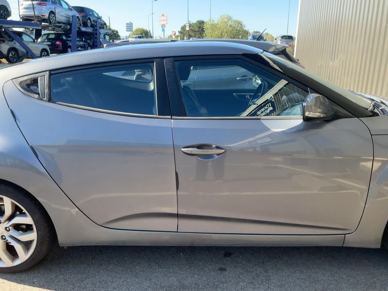 Hyundai Veloster 1.6 Turbo — zdjęcie 7