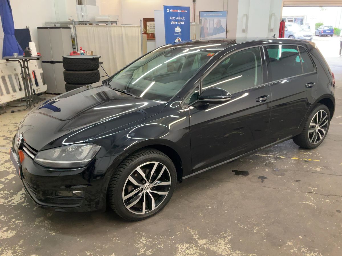 Volkswagen Golf VII 1.6 TDI Comfortline BlueMotion Tech