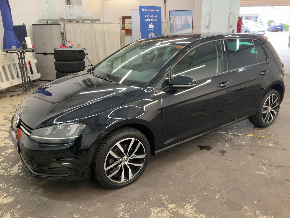 Volkswagen Golf VII 1.6 TDI Comfortline BlueMotion Tech