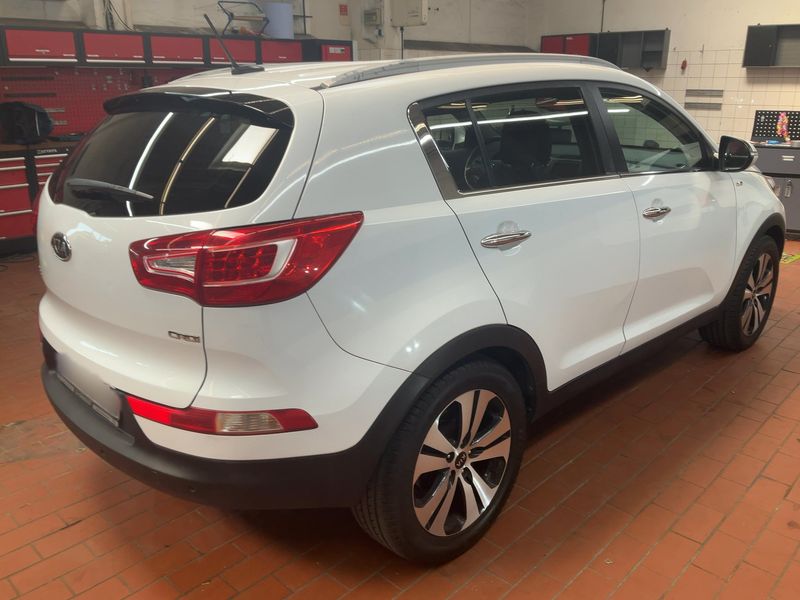 Kia Sportage 2.0 CRDi Spirit 4WD 2012 – снимка 8
