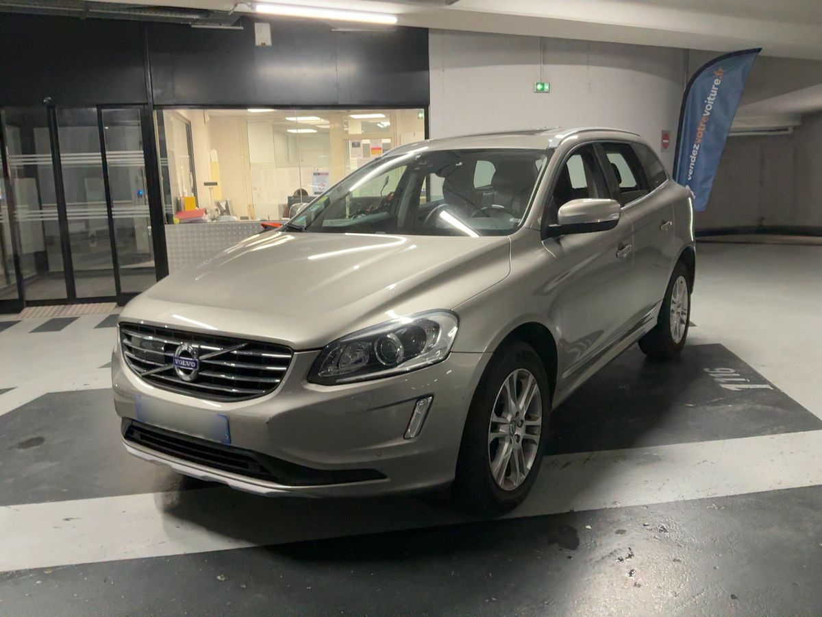 Volvo XC60 2015 — photo 1