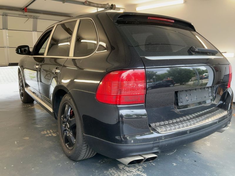 Porsche Cayenne Turbo — zdjęcie 3