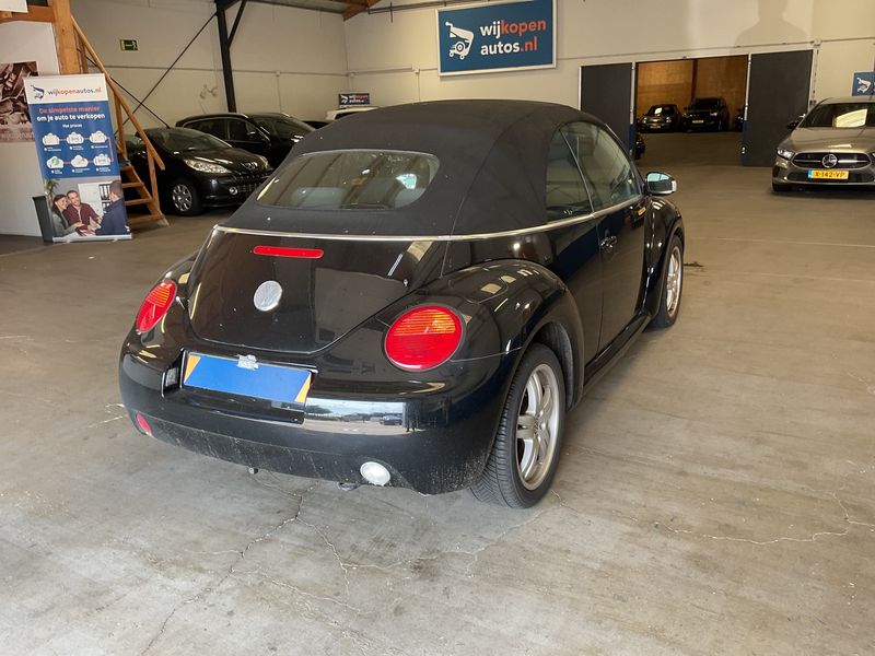 Volkswagen New Beetle 1.4 — zdjęcie 2